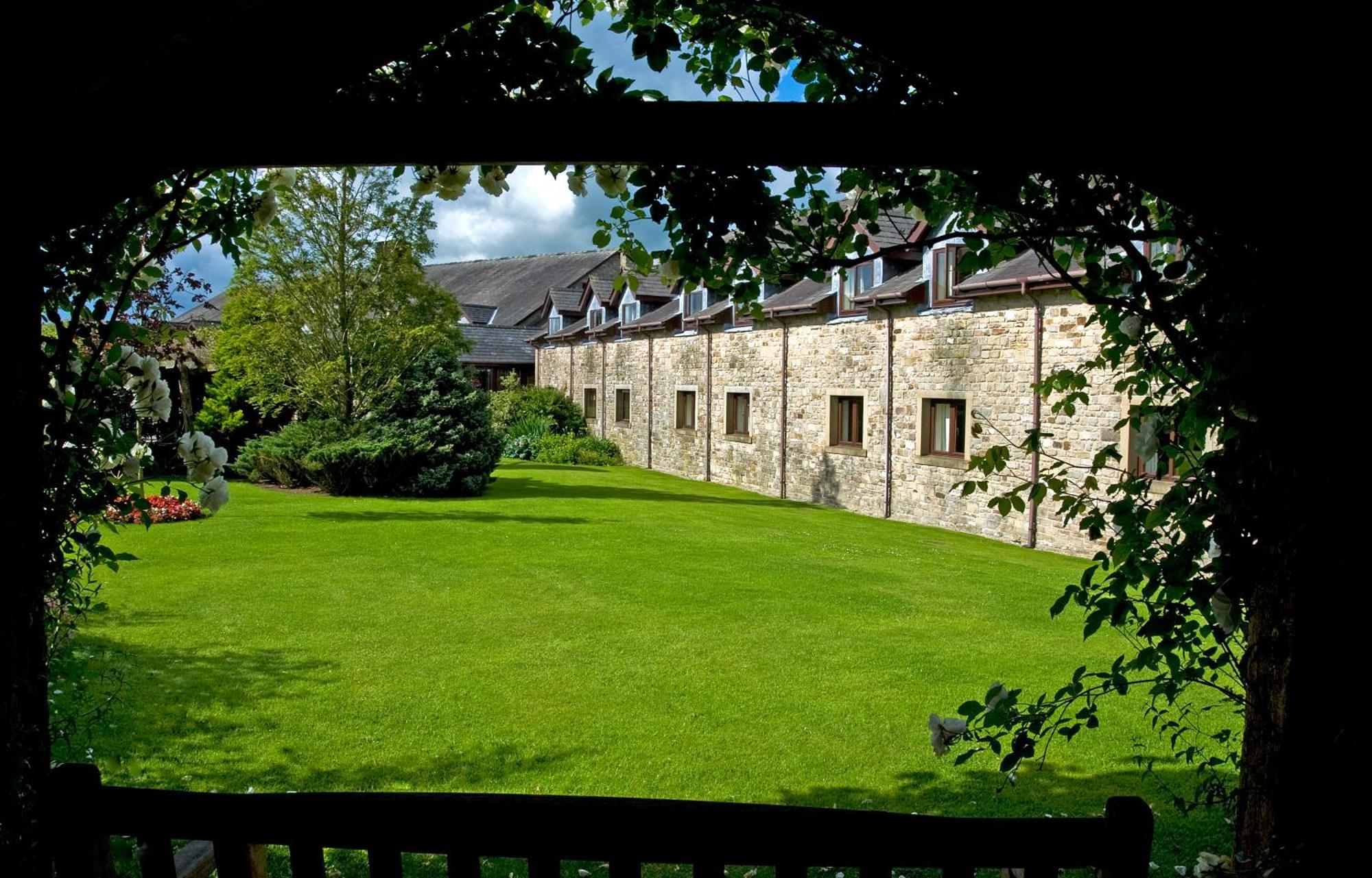 Garstang Country Hotel & Golf, Sure Hotel Collection Bagian luar foto